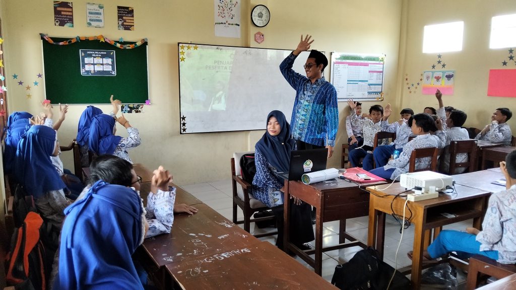 Pentingnya Pembelajaran Berbasis Proyek dalam Mengembangkan Keterampilan Siswa
